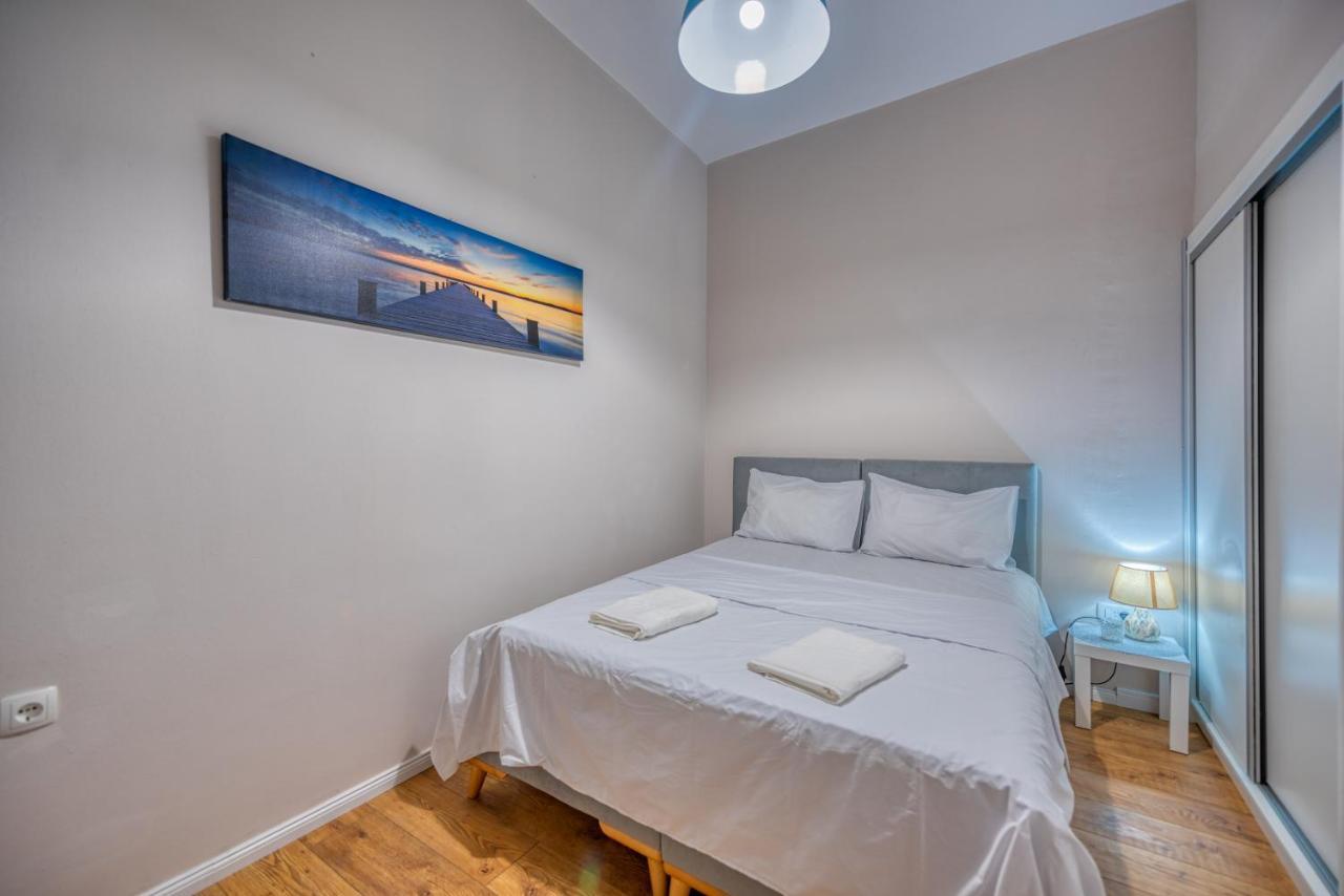 Apartments Vujosevic Тиват Экстерьер фото